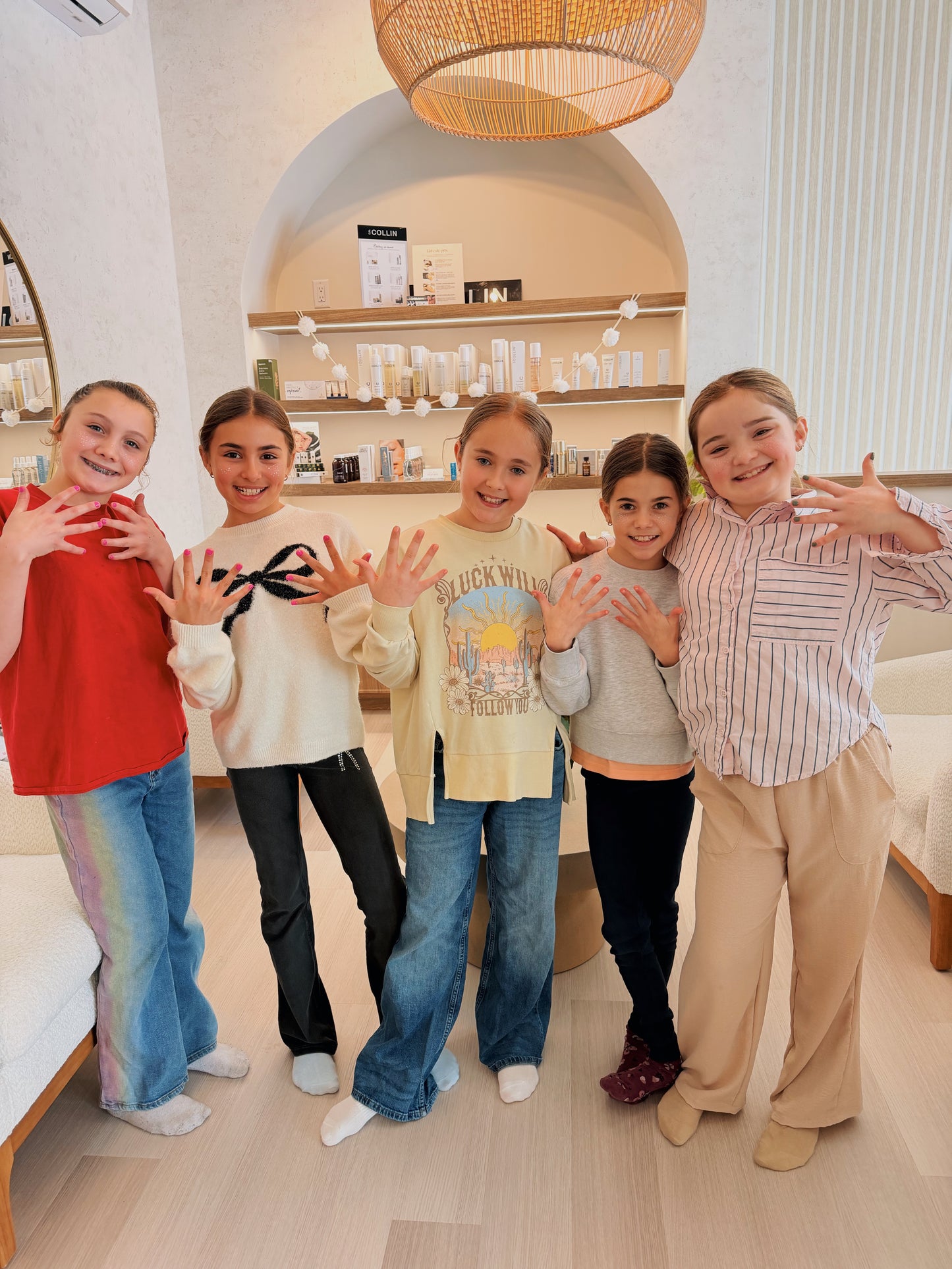 Vernis gel mains pour enfants — spécial fête