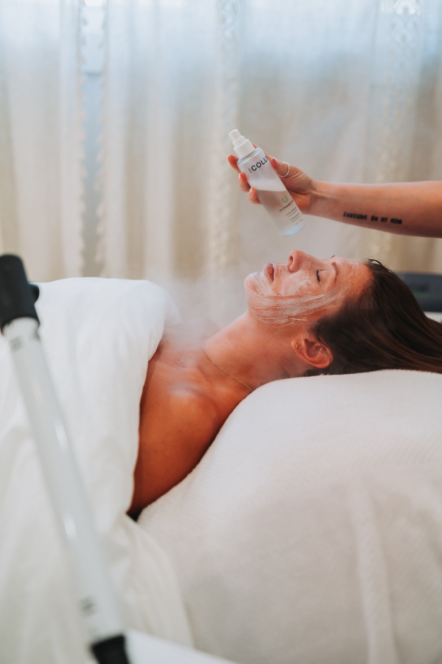 Traitement facial — Microdermabrasion aux diamants