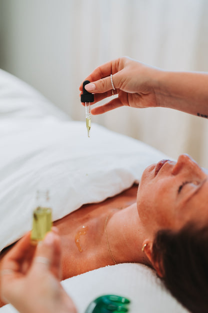 Traitement facial — DELUXE