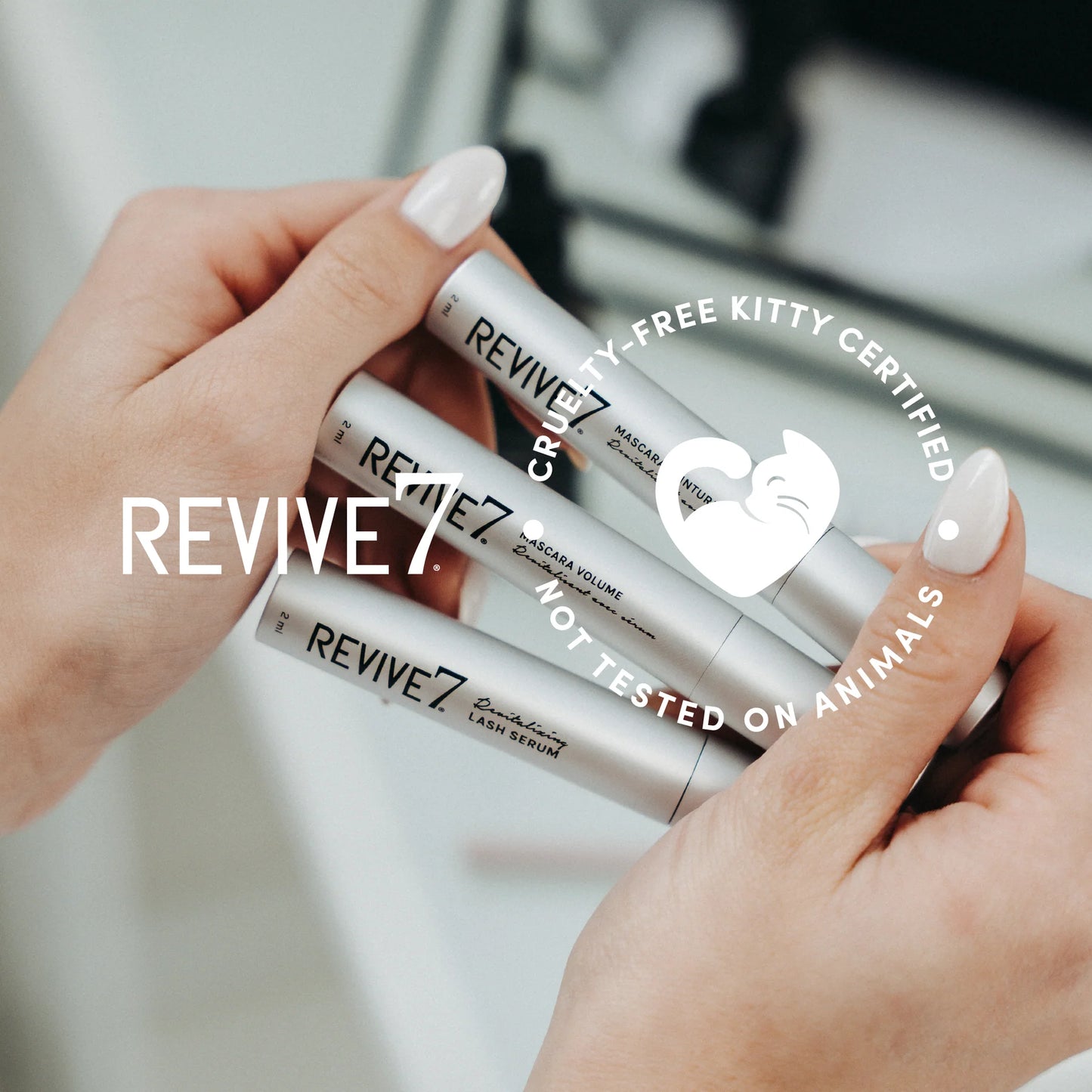 Sérum fortifiant pour les cils et sourcils REVIVE 7